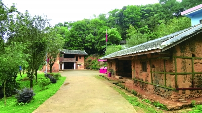 中国文化报伯公凹交通小站照亮前进路